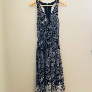 Gray & white floral Victoria’s Secret maxi dress.